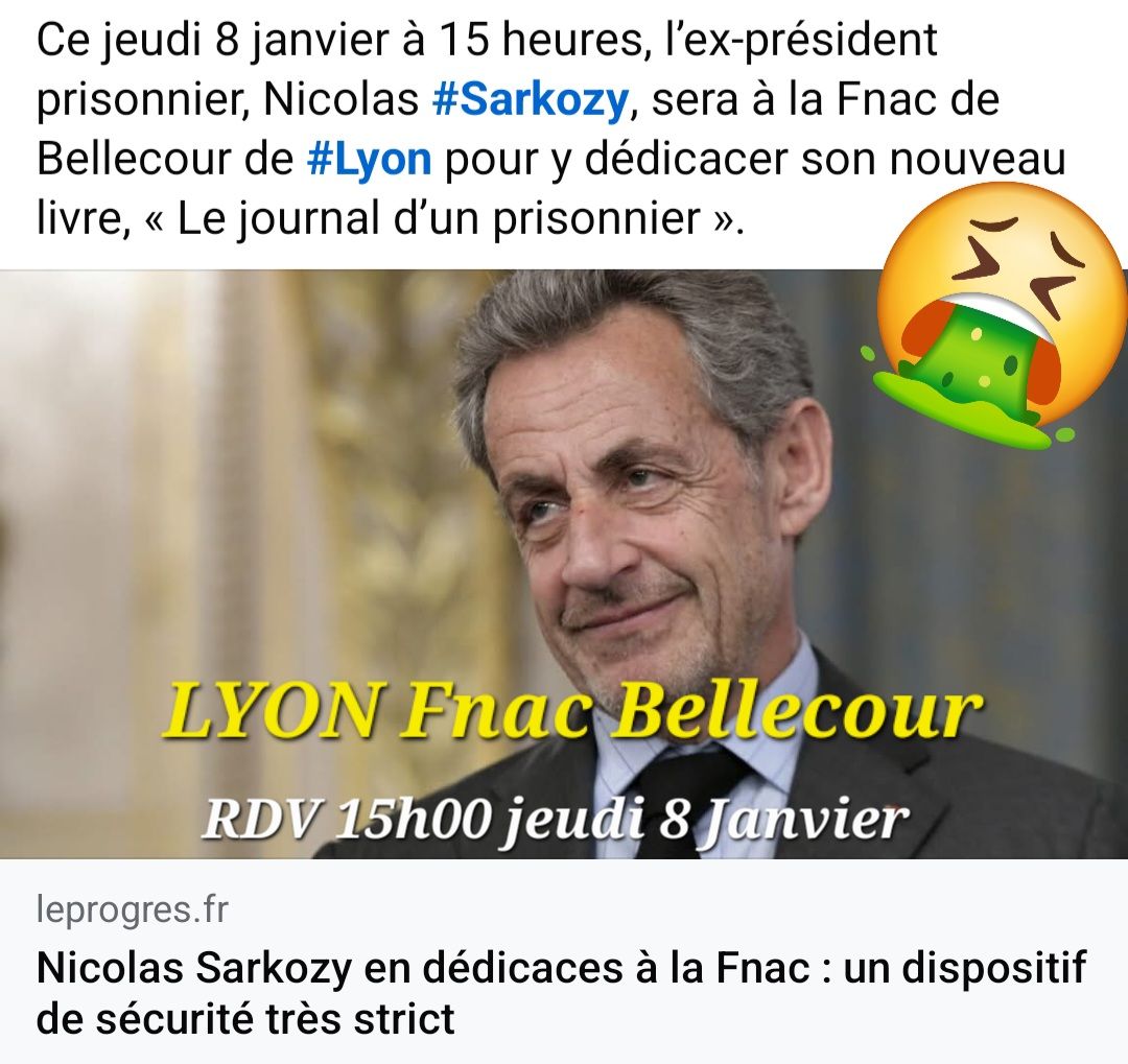 Manifestation contre Sarkozy à la FNAC